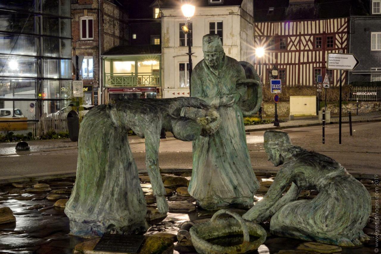 La Maison De Pierre Et Valerie St Leonard Honfleur Exteriér fotografie